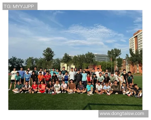 足球街球球星逐梦绿茵展现炫酷技巧点燃青春激情舞台